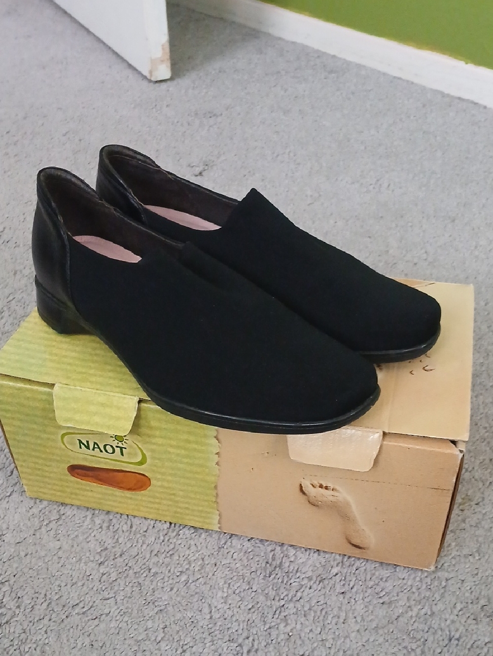 Womens 38 NAOT Black Leather Stretch Fabric Slip On Loafers Dress Shoes